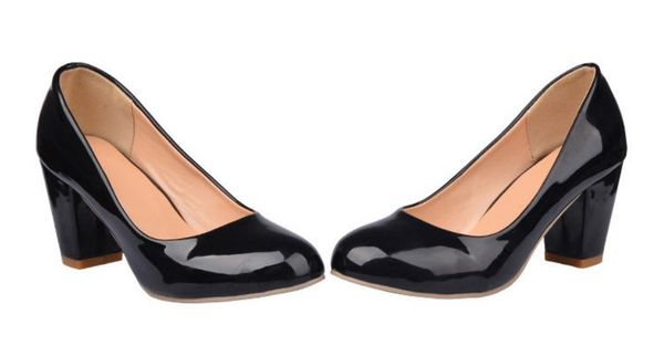 

2018 fashion women's shoes in spring and autumn with new style high heel coarse heel round head, Black