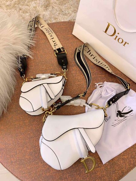 

Luxury cla ic de igner handbag leather ladie houlder bag addle bag 2019 new metal letter handbag zdl 19889