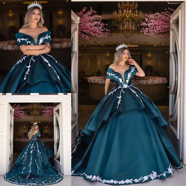 

off shoulder ball gown quinceanera dresses with lace appliques satin sweep train prom dress custom made sweet 16 gowns robes de soirÃ©e, Blue;red