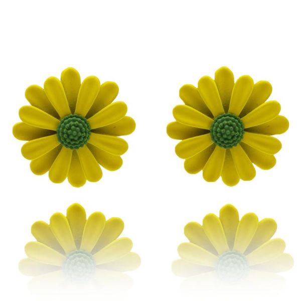 

2020 new trend small fresh daisy earrings for women, Silver