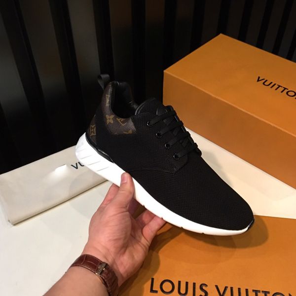 

fashion new casual shoes men daily life skateboard shoes luxury fashion flat walking sneakers black outdoor runner