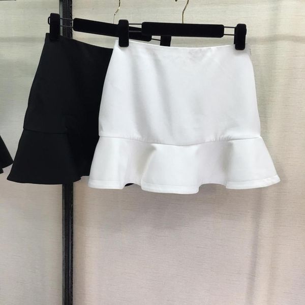 

2019 summer new fishtail short skirt 0601, Black