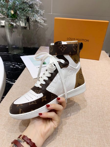 

2019h luxury designer fashion couple shoes, striped casual shoes flat men and women sports shoes