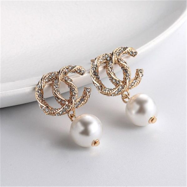 

Earrings New Silver Needle Fashion Letters Diamonds Pearl Anti Fading Earrings Jewelry Wholesale European And American Style