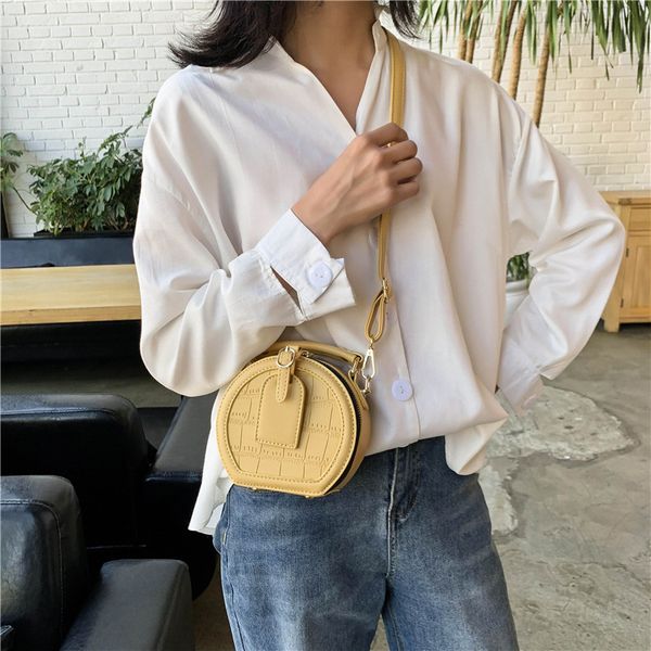

2020 new women's shoulder bag fashion crossbody small round bag foreign style shoulder handbag