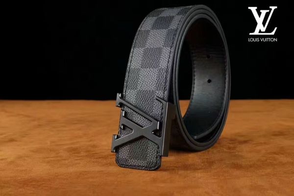 

Brand men betl 2019 famou realy leather belt mooth buckle women and men genuine leather de igner belt for men