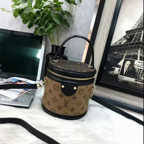 

2019 Горячий Новый Высокое Качество Цепи плеча модные сумки Повседневная мода сумо