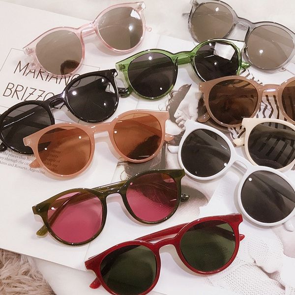 

vintage sunglasses women famous designer round sun glasses retro small candy shades transparent ladies sunglass black eyewear, White;black