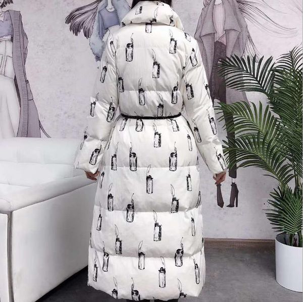 

2019 ladies down jacket in the a long european and american fashion white duck down jacket, Black
