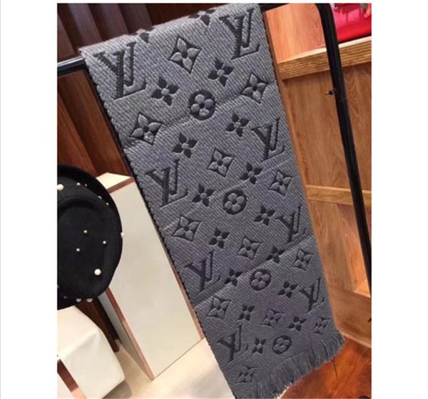 

high-quality men's and women's wool shawls are autumn and winter warm casual business wear can be wholesale, Blue;gray