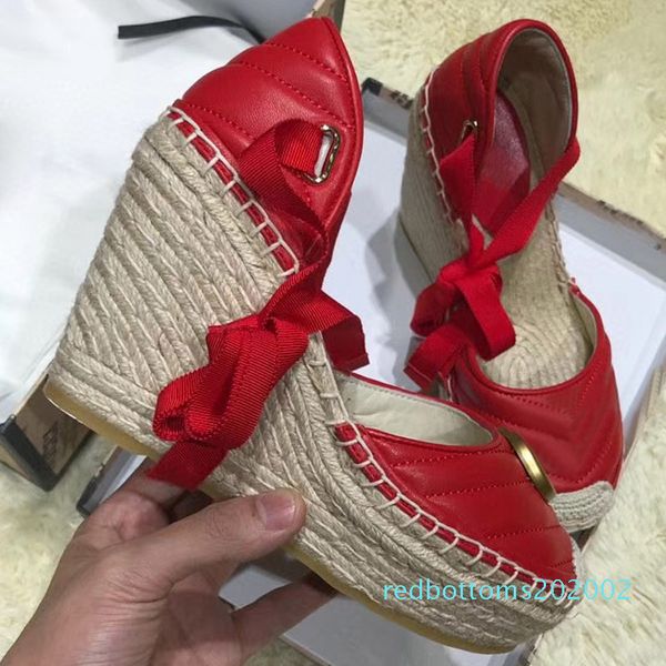 

women designer sandals boutique travel simple noble thick bottom fashion exposed toe ladies hollow casual sandals 35-40 with box r02, Black