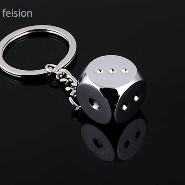 

1pcs super deal new creative keychain metal personality genuine dice alloy keychain for keys for cars wholesale trinket