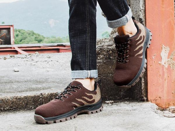 

fly woven breathable soft and comfortable labor protection shoes antistatic anti stab anti smash steel shoes waterproof yakuda local online