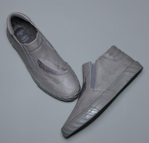 

2019 autumn new fashion cool men slip-on embroidery vamp leather casual shoes man trend shoes loafers, Black