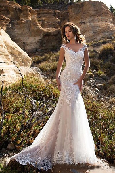 

2019 Latest Elegant Sheer Neck Appliqued Lace Wedding Dresses Mermaid Court Train V-Neck Boho Bridal Gowns Custom Made Vestidos De Noiva