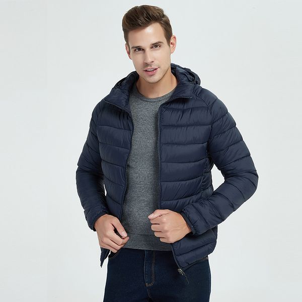 Piumino ultra leggero Giacche invernali da uomo Felpe con cappuccio Piumino d'anatra Parka Capispalla autunnale Cappotto Abiti più economici S-XXL