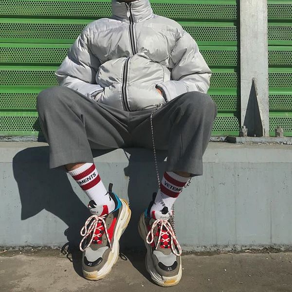

18ss vetements basketball socks red stripe white black cotton socks skateboard hip hop high street sports fashion midsocks
