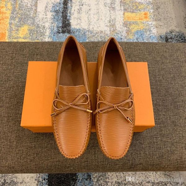 

new designer luxurious formal dress shoes of match the black leather shoes of men true holster feet fashionable