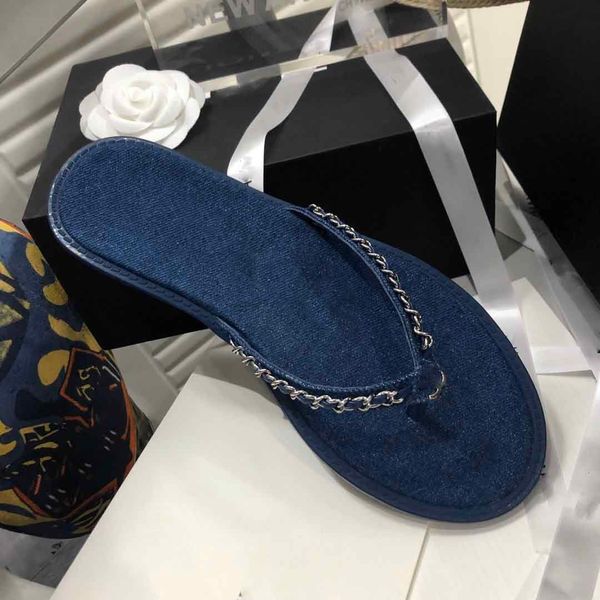 

new luxury chain denim flip-flops, luxury summer flip-flop sandals, designer flat slippers with explosions, designer sandals of good quality, Black