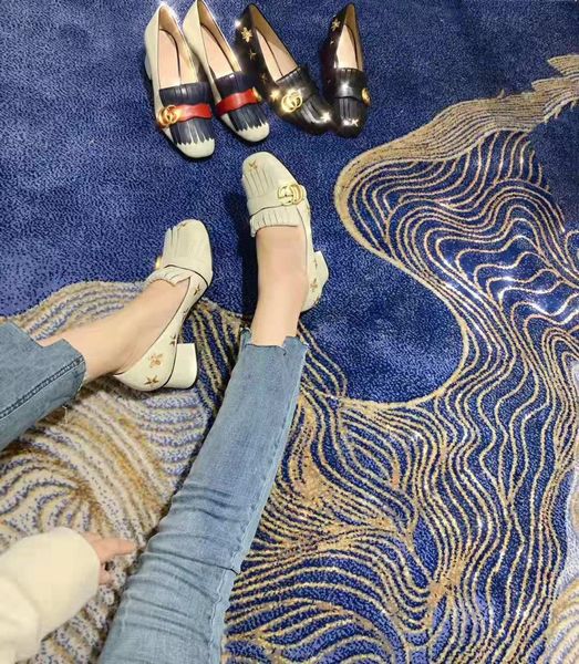 

Мокасины Высокое качество серии Marmont кожа ретро металл логотип кисточкой женские туфли на высоком каблуке бренд дизайнер обуви на высоких каблуках Бутон розы печати 525333