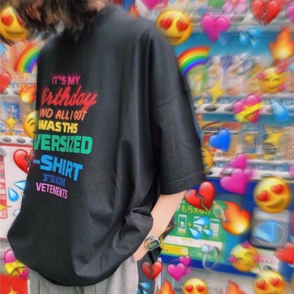 

20ss rainbow letter printing birthday loose crew neck t-shirt tee couple women mens designer fashion shirt hfxhtx042, White;black