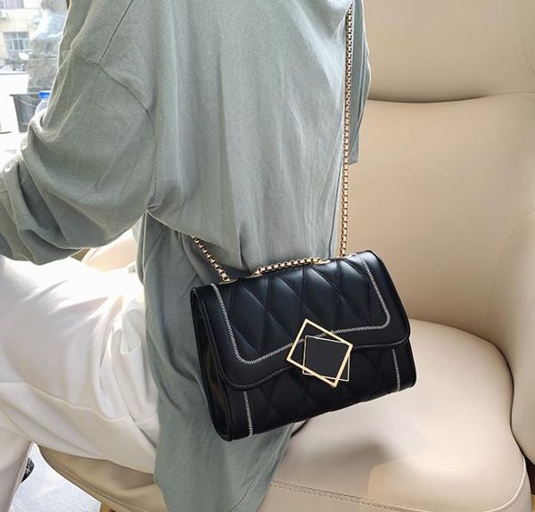 

2020 new summer literary small fresh pu small square bag women's flip bag