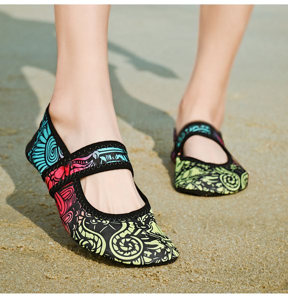 

slippers water swim shoes women beach shoe aqua socks soft walking yoga shoes non-slip sport sneakers black shoe women