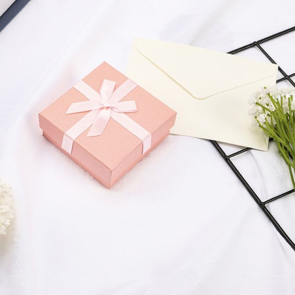 

gift lipstick lasting moisture waterproof non-stick cup easy to color cosmetics