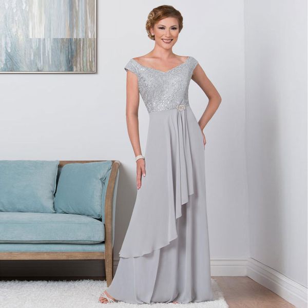

silver a line lace mother of the bride dresses sequined v neck wedding guest dress floor length chiffon plus size formal gowns, Black;red