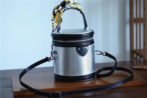 

2019 brand fashion designer woman bags genuine leather round bread bag fashion bucket bag tote bags crossbody bag