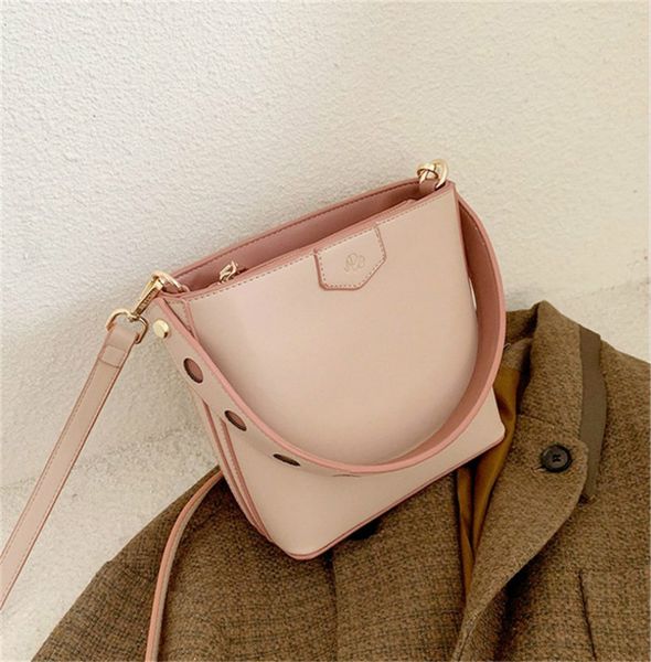 

designer luxury shoulder bags womens inclined shoulder bag early autumn square bucket bag wild joker color collision witty literature