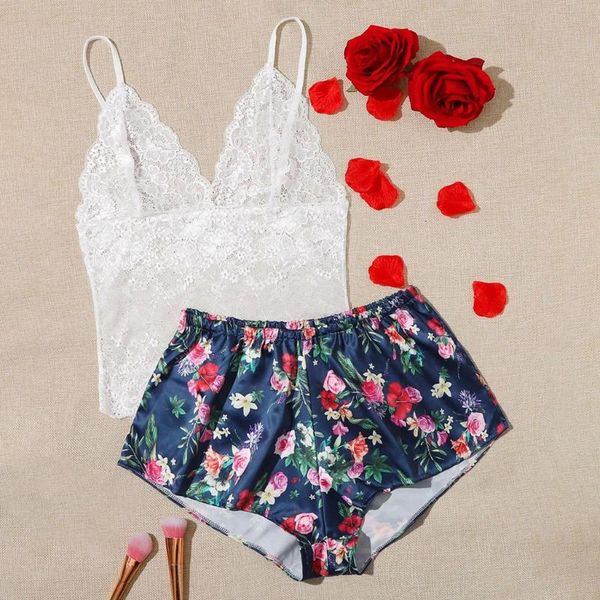 

new lace sleeveless camis and shorts women's pajama set satin pajamas set summer sleepwear, Black;red
