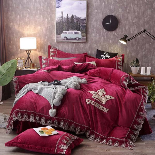 

s1908008 роскошные фланель комплект постельных принадлежностей зимний теплый пододеяльник set velvet домашний текстиль кружева корона вышивк