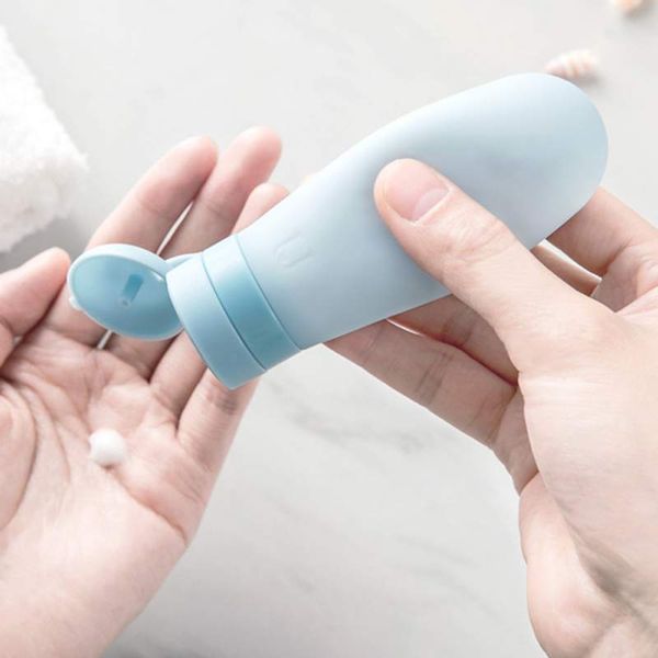 

travel bottle silicone portable storage separating bottle easy soft skin-friendly healthy safe for family travel shampoo makeup