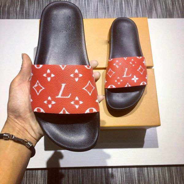 

Резиновая горка сандалии Цветочные парчи мужские тапочки Передние днища Вьетнам