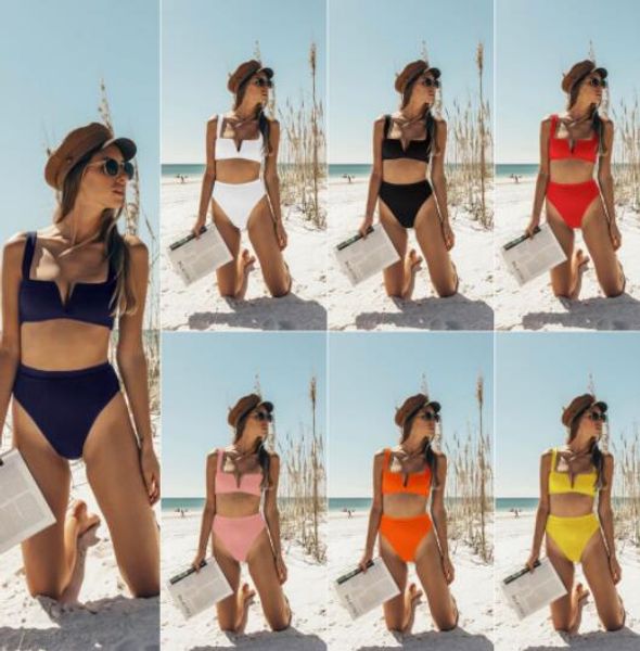 Großhandel sexy hohle Panel-Druck Split Gold helles Leder sexy V-Ausschnitt sexy hohe Taille Bikinis Set Strand Yakuda Bademode Sport Damen eins