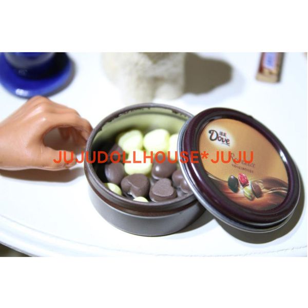

1pcs 1/6 scale миниатюрного dollhouse пищевых печенья коробка мини шоколад блит doll пища для barbies bjd куклы кухни игрушки