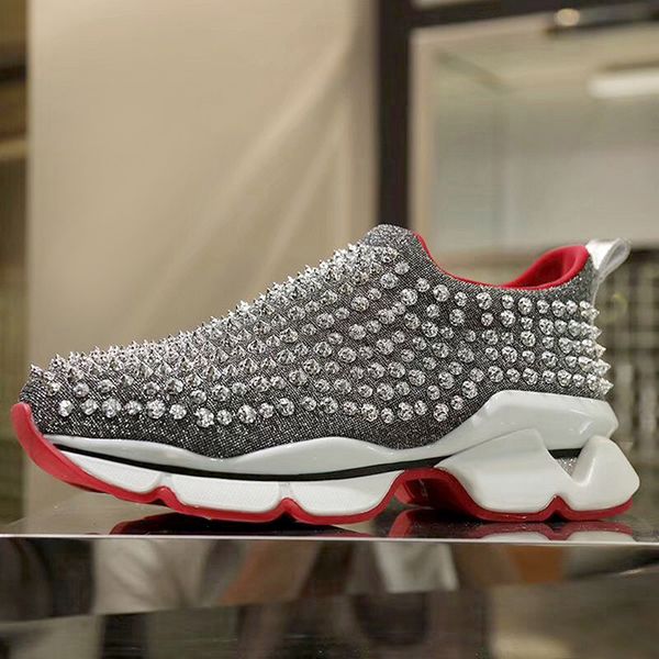 

2019 slip-on new rivet couple men and women shoeschanel thick bottom shock absorption sports handsome non-slip running training pedal shoes, Black