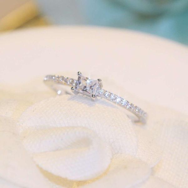 

tshou113 good material ring set ladies crystal ring necklace earrings set, Silver