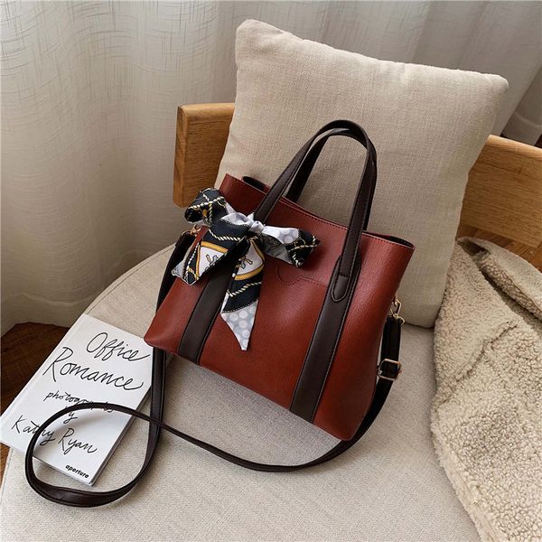 

dw3782 fashionable one shoulder womens bag versatile and portable slanting bucket bag