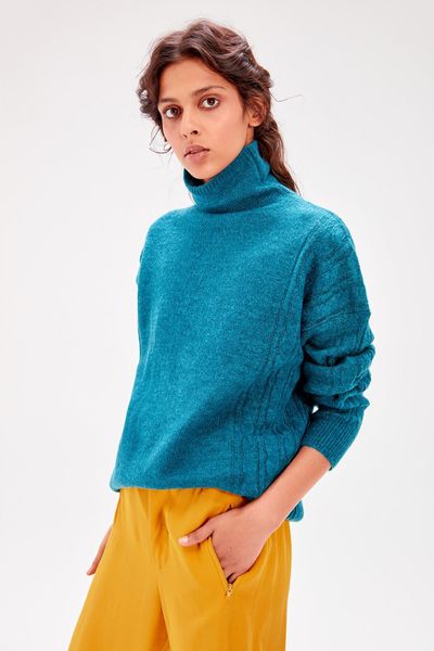 

trendyol petrol crew neck sweater twoaw20fv0095, White;black