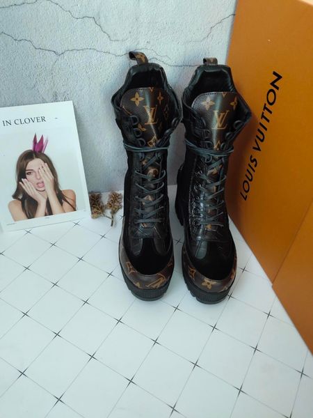

2019v luxury designer printed stripes casual thick sole short boots womens thick sole martin boots lace up short boots eur 35-42