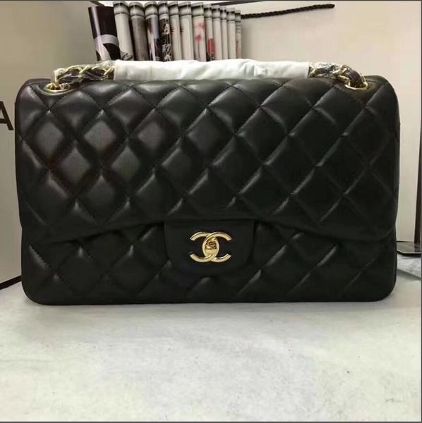 

2020super sheepskin with dark red lining,fashion bags super soft, bottom arbitrary extrusion, workmanship, impeccable