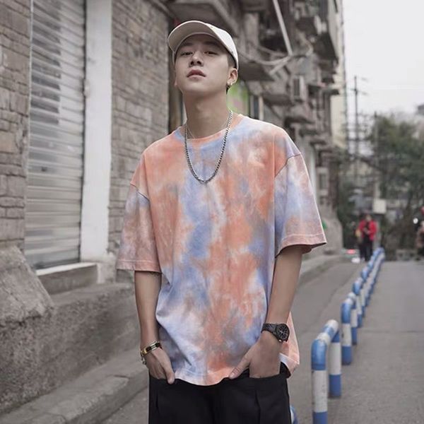 

JanuarysnowMen's Tie Dye Gradient Loose Fashion Harajuku T-Shirts Print Hip Hop Short Sleeve Tops Male Couple Streetwear Casual T Shirt Men