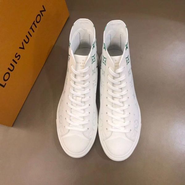 

2020 new wv men's leather casual shoes men's trendy sneakers luxury design casual shoes