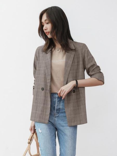 

grid small korean 2019 the spring and autumn period and the new female leisure loose plaid retro chic brief paragraph coat suits, White;black