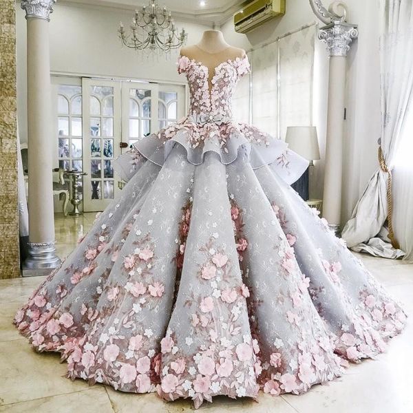 

2020 new vintage 3d appliqued ball gown wedding dresses with cap sleeves sheer plunging neckine illusion bodice beaded backless bridal gowns, White