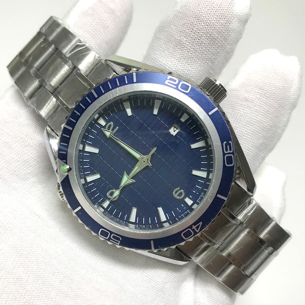 

5 colors blue bezel luxury watches automatic self-winding glide smooth second hand sea watch master stainless steel watch, Slivery;brown