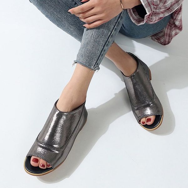 

2019 spring and summer new style large size low heel peep-toe sandals after zipper versatile comfortable sandals selling, Black