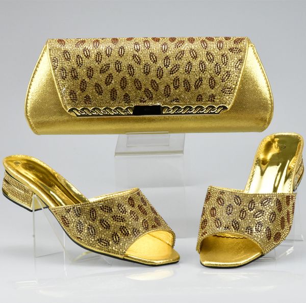 

latest gold color italian ladies shoe and bag set decorated with rhinestone nigerian women wedding shoe and bag set african, Black